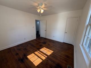 Building Photo - 1924 Woodside Rd