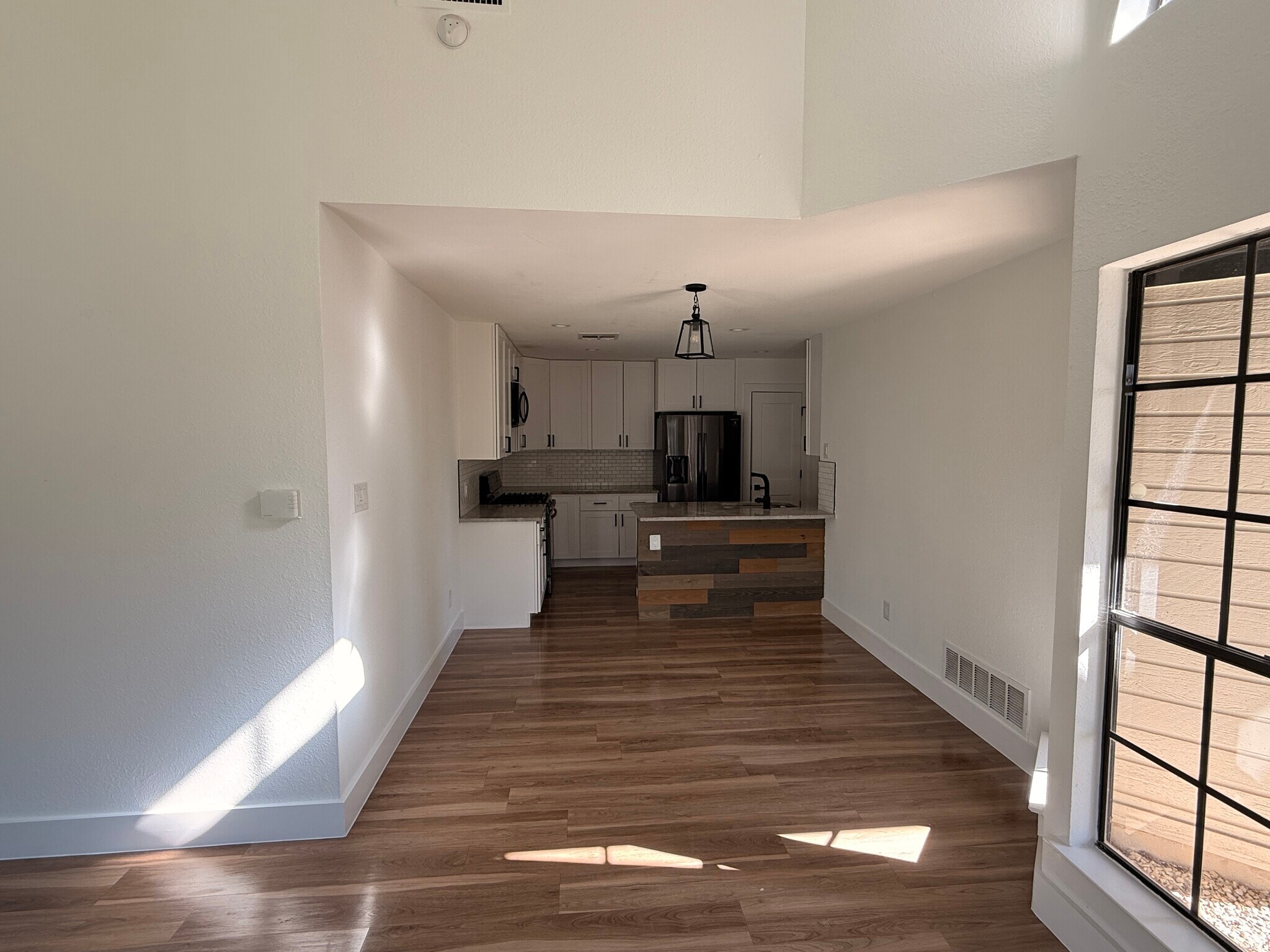 Building Photo - 12340 Little Emily Way