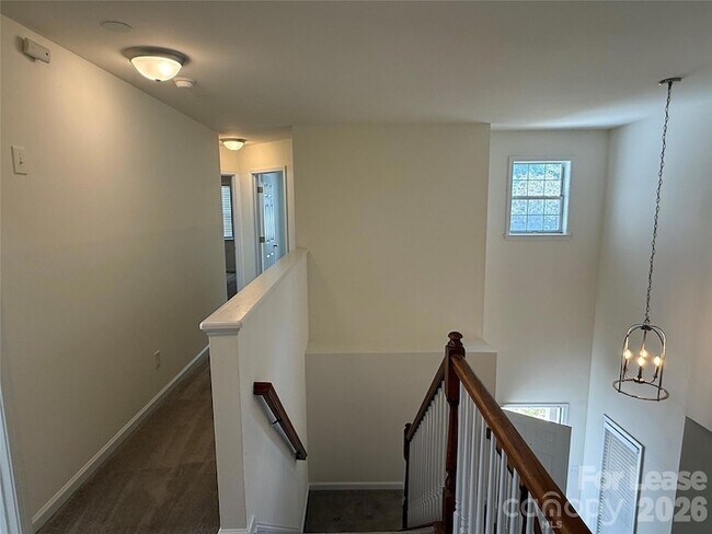 Building Photo - 10411 Hellebore Rd