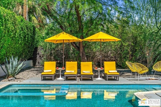 Building Photo - 400 E Glen Cir S