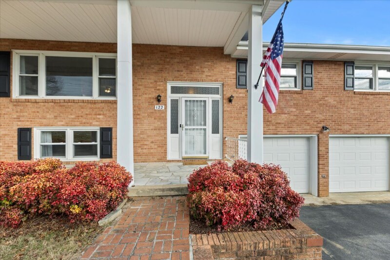 Building Photo - 122 Bright Ridge Dr