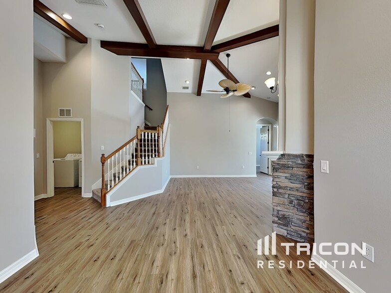 Building Photo - 310 Salvia Ct