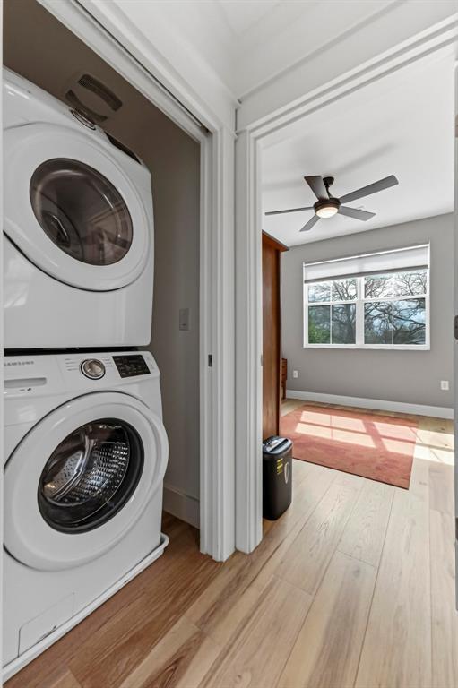 Building Photo - 1801 Pequeno St