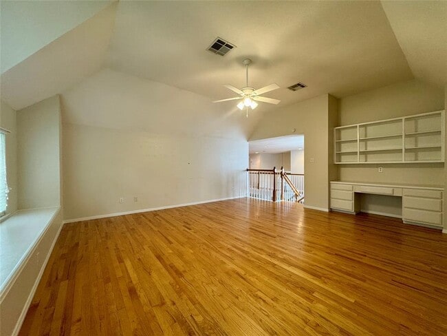 Building Photo - 10813 Redmond Rd