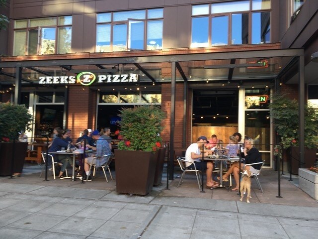 94% WALK SCORE with numerous cafes and restaurants 5-10 minutes away. - 216 W Boston St
