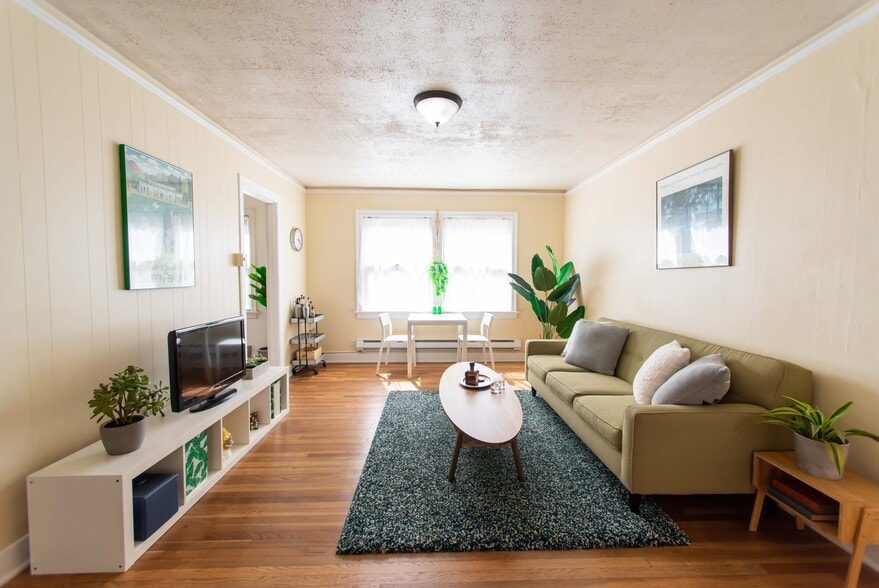 Building Photo - 531 Bellevue Ave E