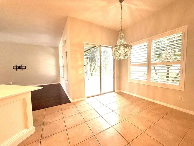 Building Photo - Exquisite 4-Bedroom, 3- Bathroom Home