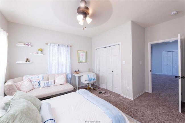 Building Photo - 1133 Oney Hervey Dr