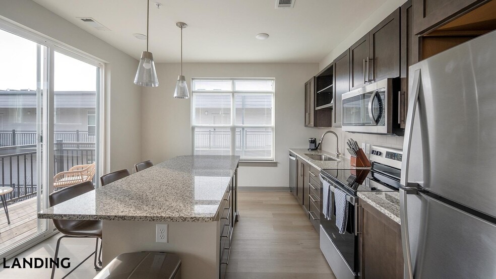 Building Photo - 1801 Meridian St