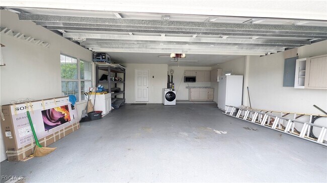 Building Photo - 1254 NW 37th Pl