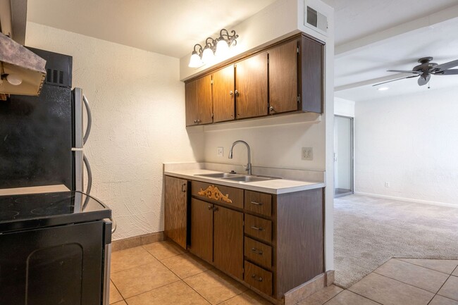 Building Photo - 2-bedroom, 2-bathroom in Scottsdale, AZ.