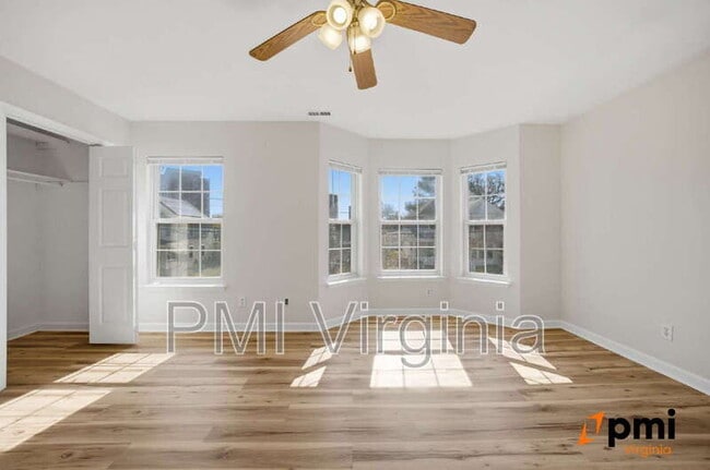 Building Photo - 831 Marshall Ave