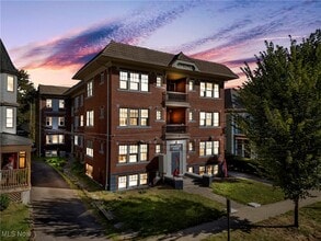 Building Photo - 3308 Archwood Ave