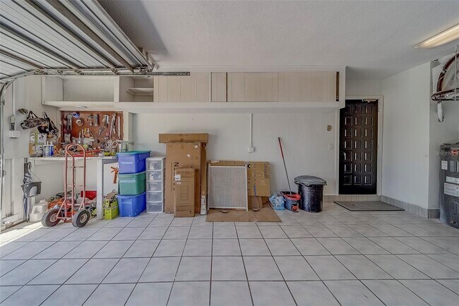 Building Photo - 400 Capri Blvd