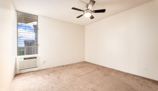 Building Photo - 1269-V