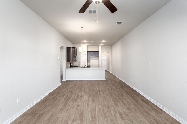 Building Photo - Luxury Duplex Near Randolph and Ft. Sam