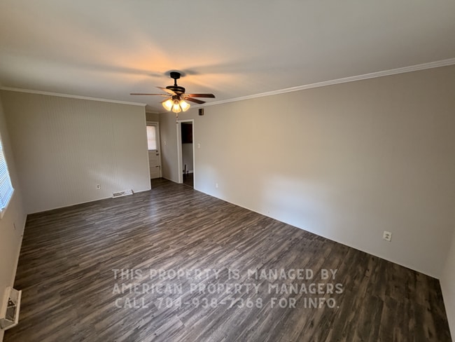 Building Photo - 4518 Kavanaugh Dr