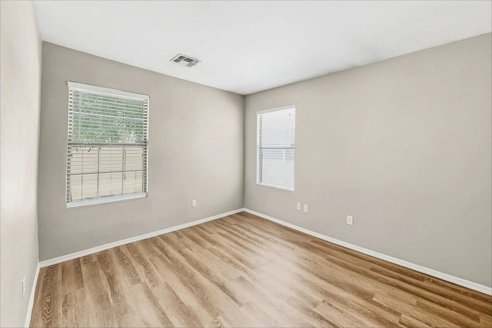 Building Photo - 3035 E Santa Rosa Dr