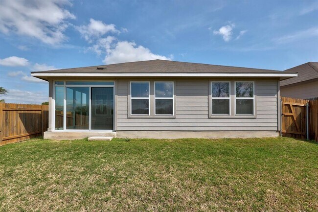 Building Photo - 809 Russet Rock Dr