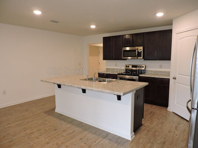 Building Photo - 5780 Blackhorse Cir
