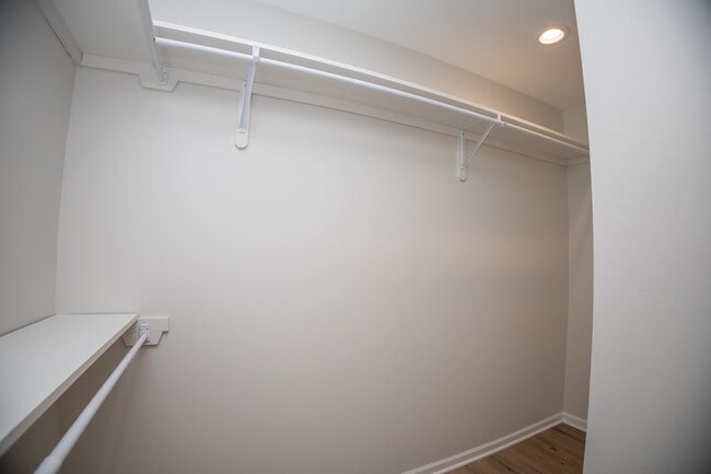 Building Photo - 836 El Dorado Dr