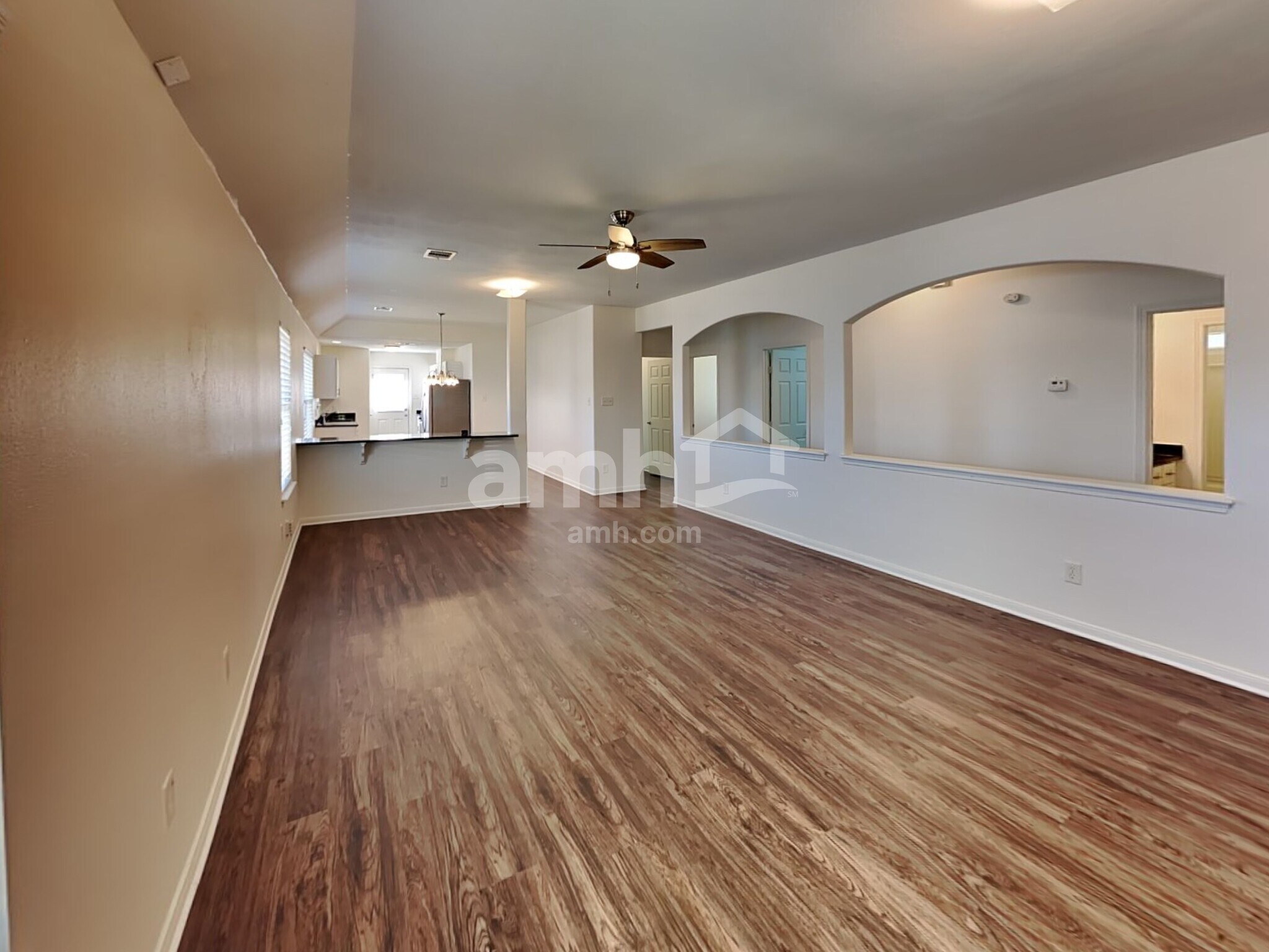 Building Photo - 13210 Ambrosa Dr