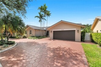 Building Photo - 8482 NW 166th Terrace