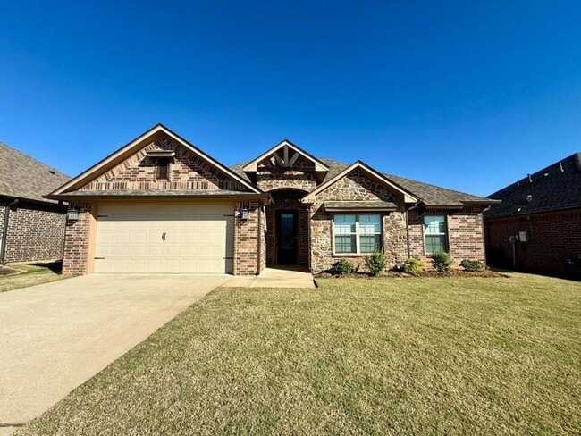 Primary Photo - Beautiful 3-Bedroom, 2-Bath Home with Modern Upgrades