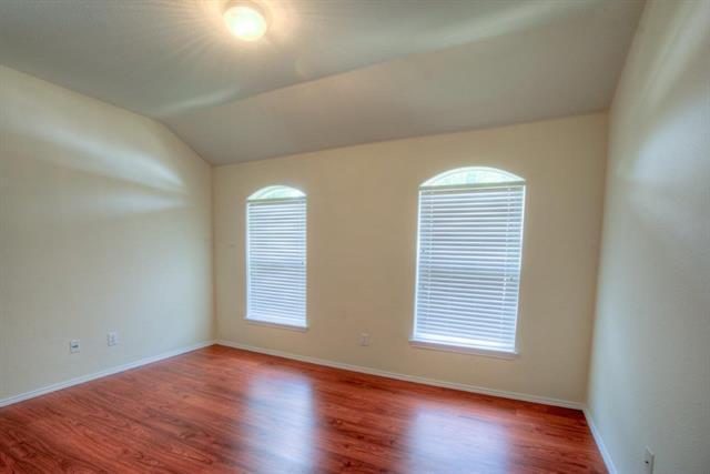 Building Photo - 3733 Verde Dr