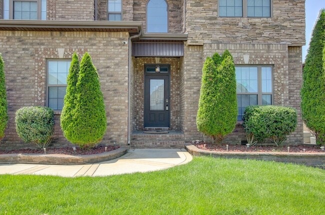 Building Photo - 2616 Browning Way