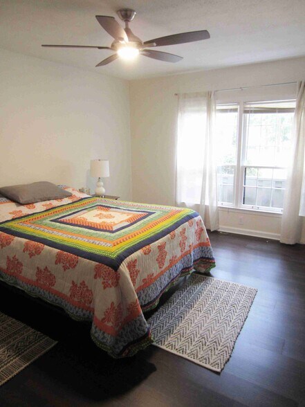 Building Photo - 11 Cantey Pl NW