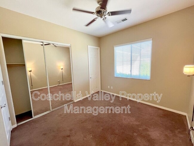 Building Photo - 43341 Parkway Esplanade W