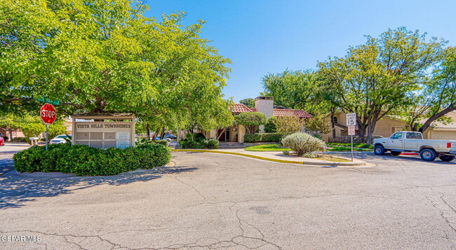 Building Photo - 1742 Pico Alto Dr