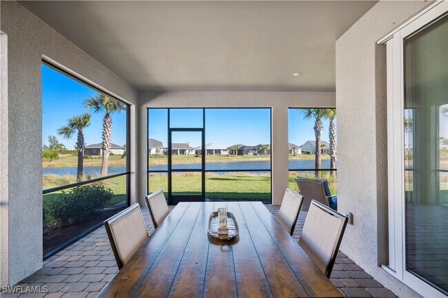 Building Photo - 42983 Wiregrass Ln