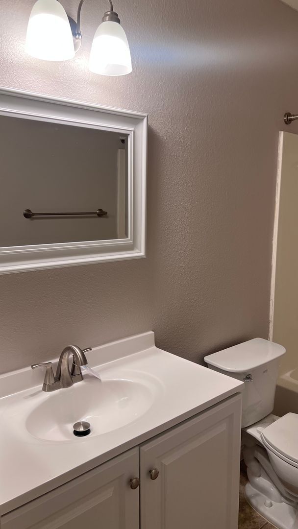 Building Photo - 3 Bedroom, Two Bathroom Condo