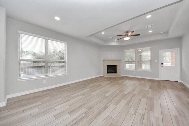 Building Photo - 196 Chestnut Meadow Dr