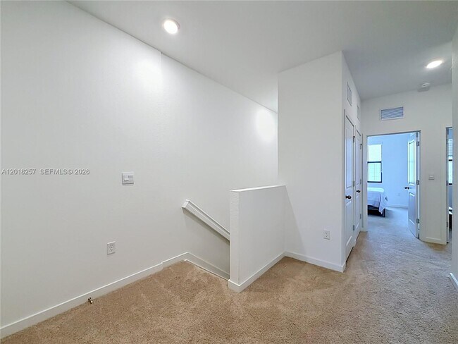 Building Photo - 939 NW 3rd Terrace
