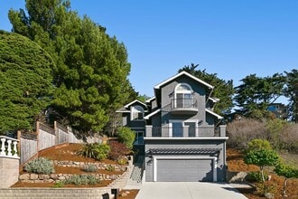 Building Photo - 3817 Naughton Ave