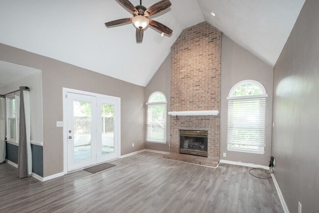 Building Photo - BEAUTIFUL HOME FOR RENT IN GLENWOOD AREA