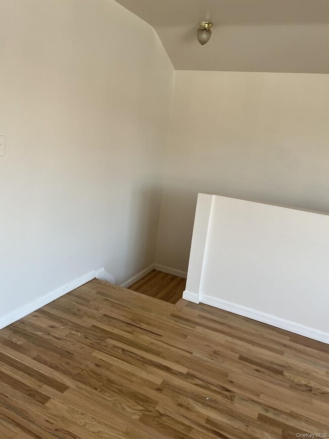 Building Photo - 132-54 59th Ave