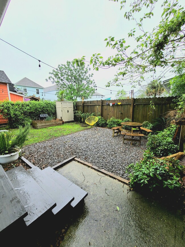 Building Photo - 410 N Tonti St