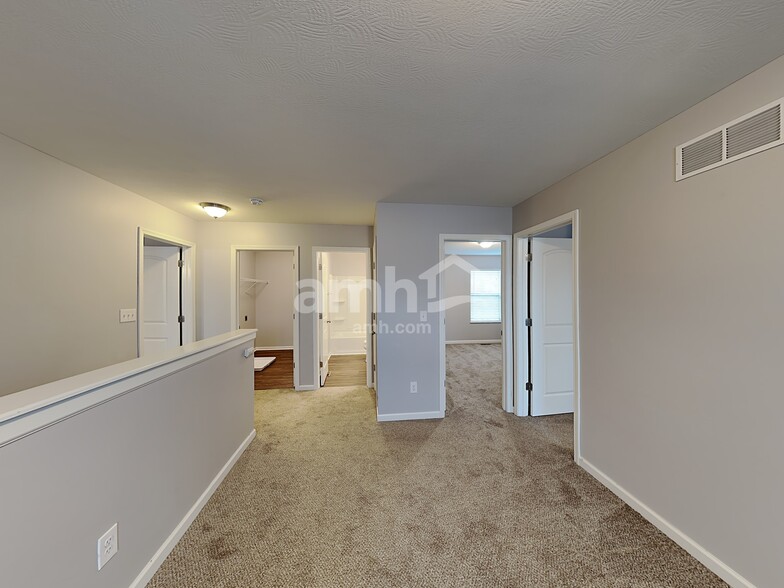 Building Photo - 5499 Lehman Meadows Dr