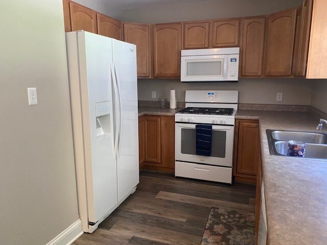 Building Photo - 1202 Griffin Lake Ave