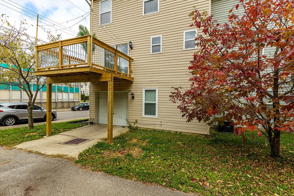 Building Photo - 813 William Howard Taft Rd