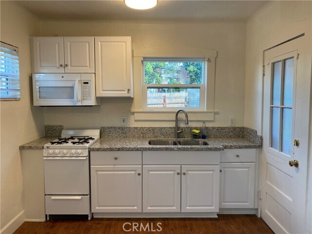 Building Photo - 1408 Argonne Ave