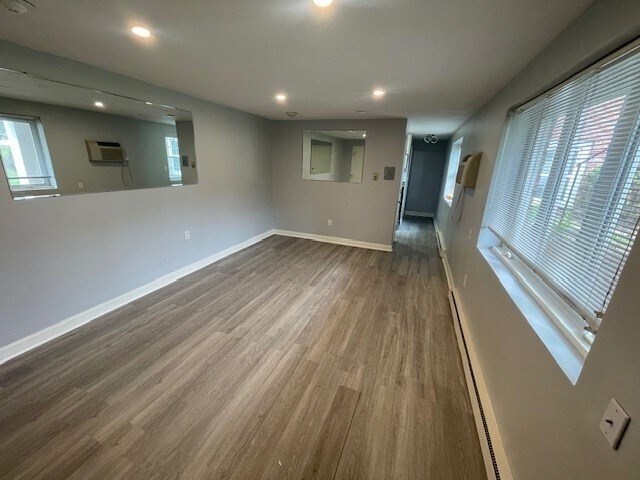 Building Photo - 808 Willard St