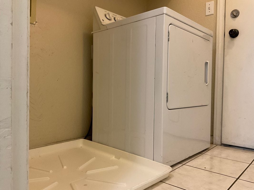 Building Photo - 3556 Tobel Spring Dr