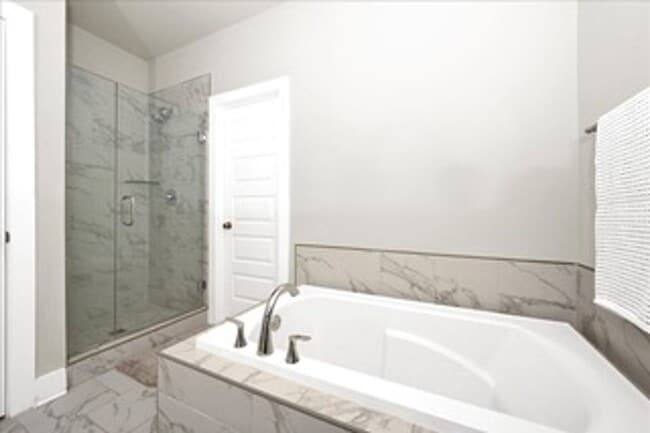 Building Photo - 1826 Anise Cir