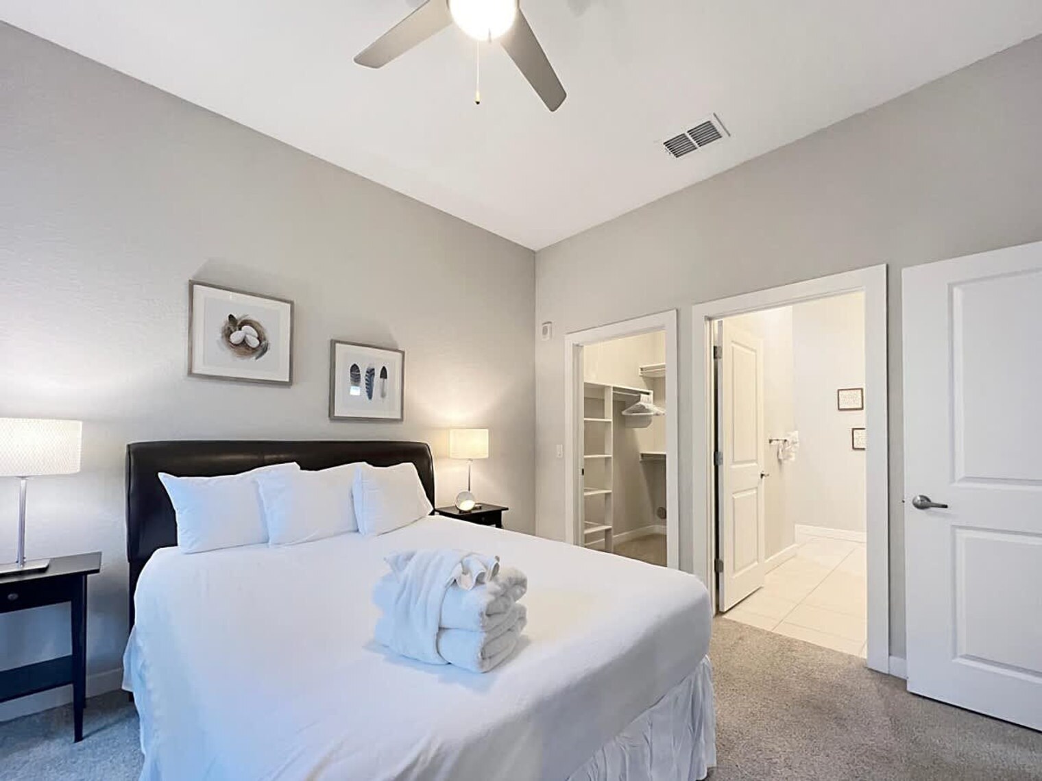 Building Photo - 2615 N Grady Ave