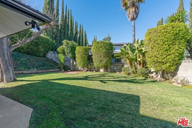 Building Photo - 15974 Tobin Way